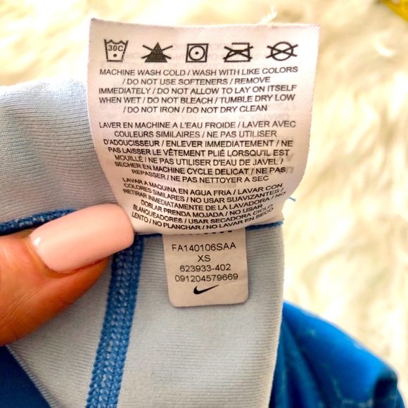 Nike Dri-Fit Cropped Leggings - Picture 7 of 10